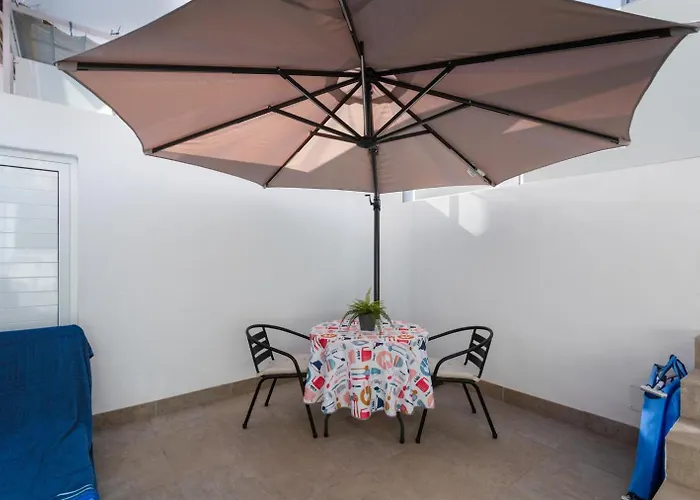 Enexo House * San Bartolomé